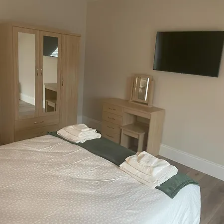 Drumkeen - - Sleeps 6 - Parking