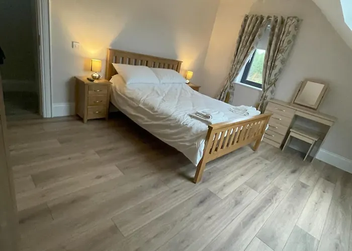 Drumkeen - - Sleeps 6 - Parking Apartman Aughagault Big